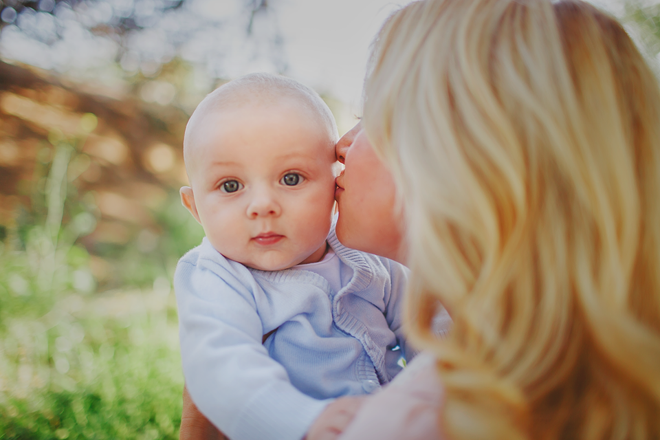Tustin Orange County family session in park. Cedar Grove Park Tustin California session
